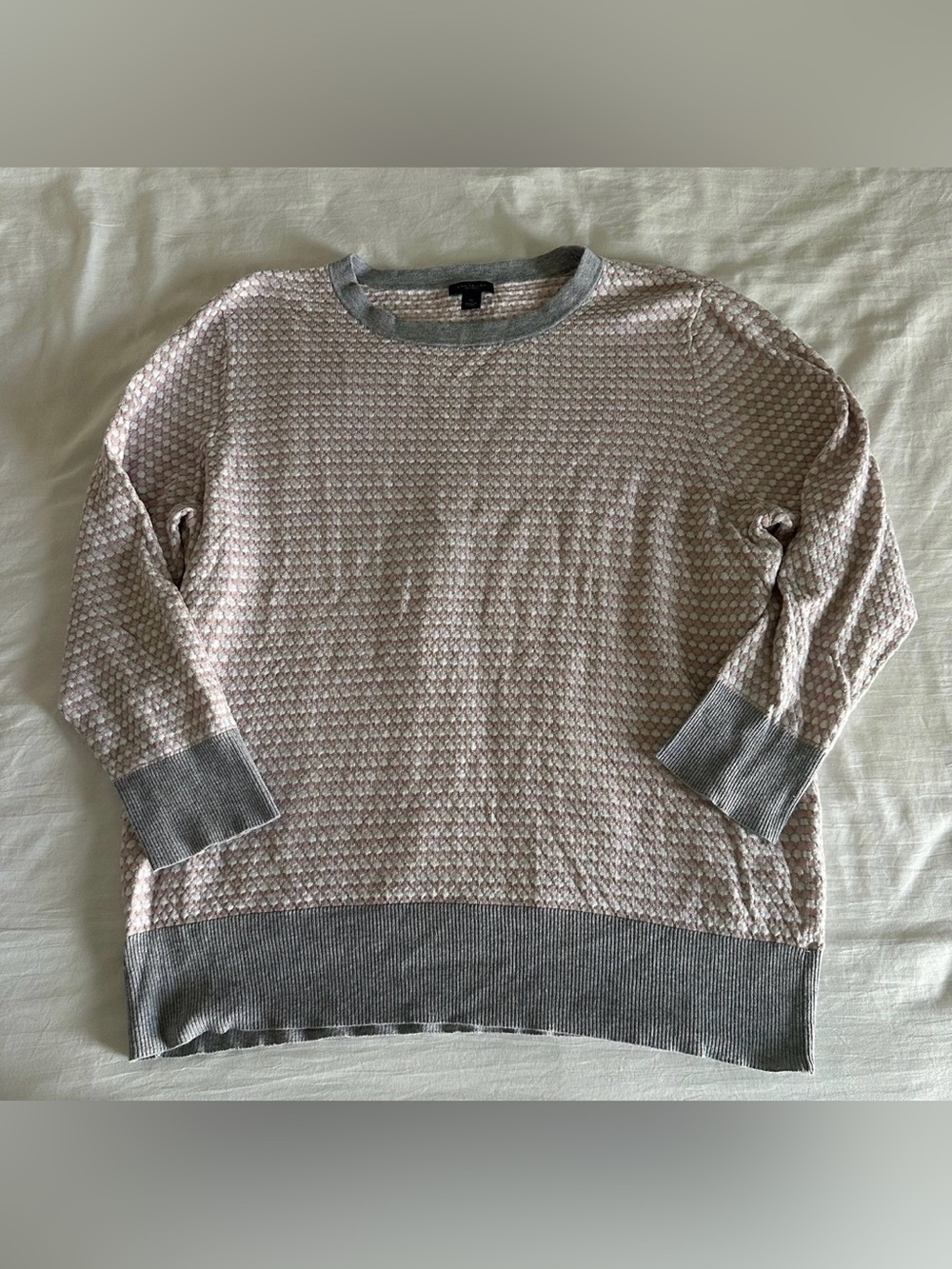 Women’s Ann Taylor XL Design Sweater